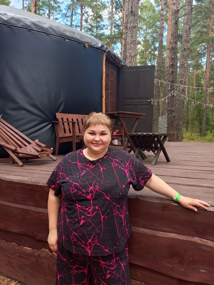  53801820  Nina, 33 ,    