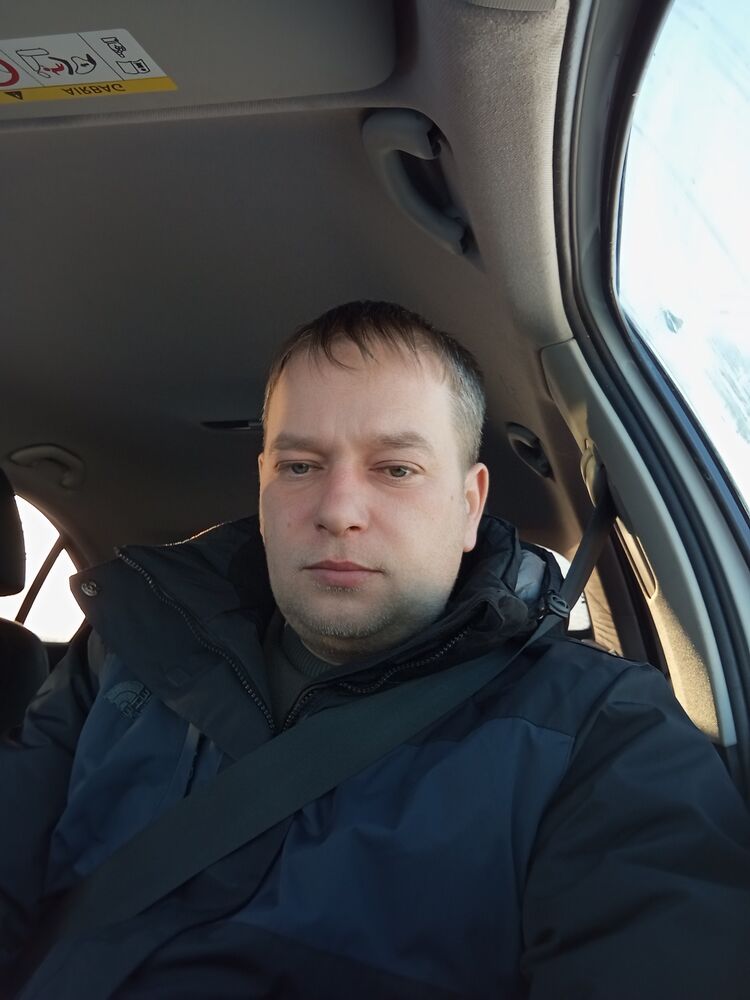  41135990  , 37 ,     
