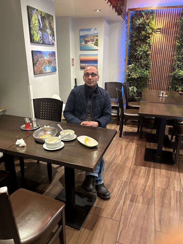  ,   Adem, 45 ,   ,   