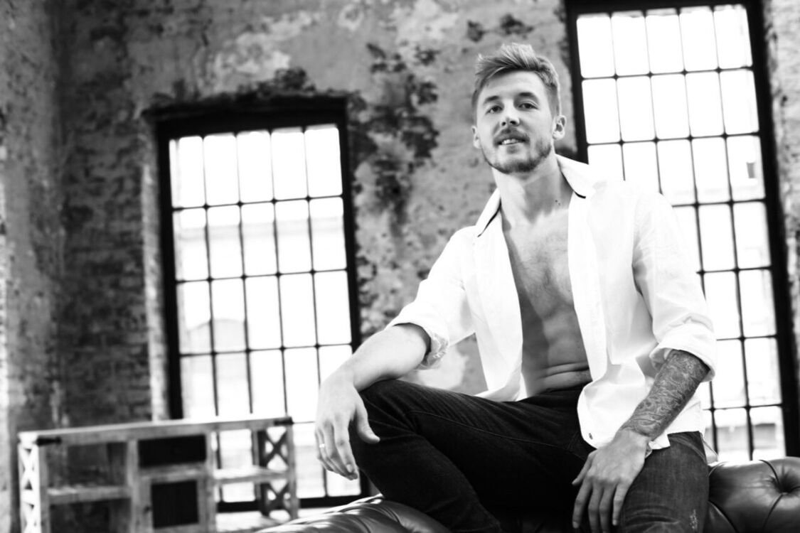 ���� 9389210 ������� ����, 37 ���, ���� ���������� � ���������