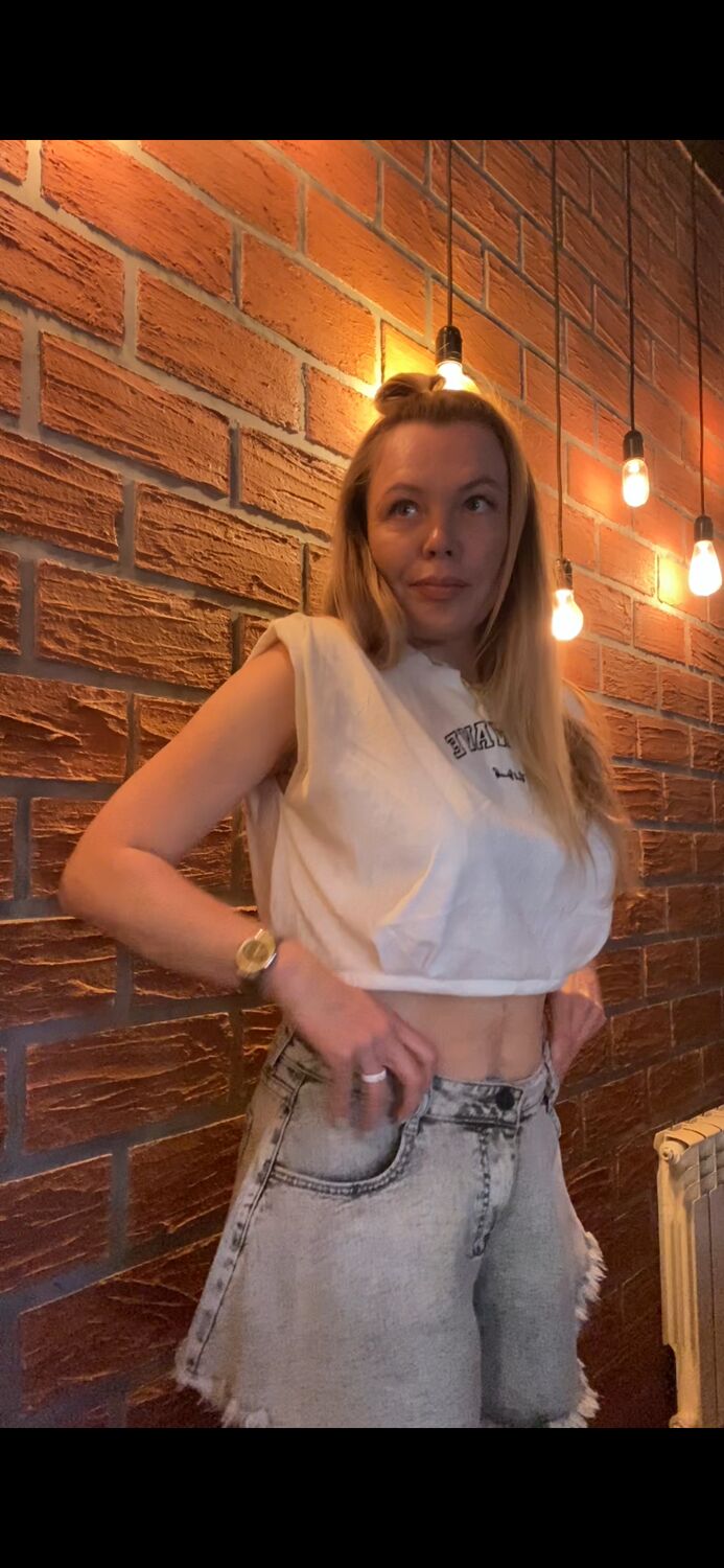 ,   Vesna, 44 ,   ,   , c , 