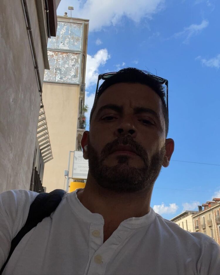  53279340  , 37 ,    