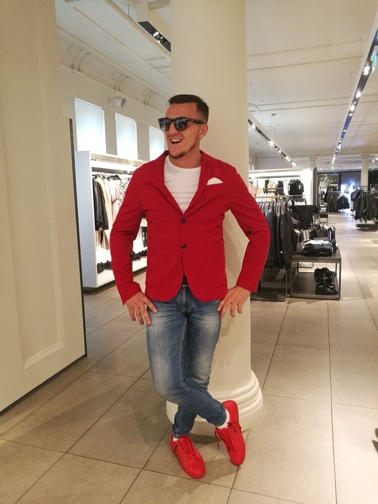  ,   Anton, 36 ,   ,   , c 