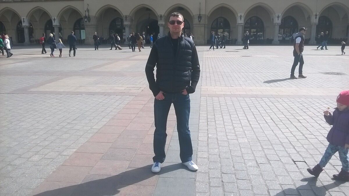  8948230  Andrey, 43 ,    