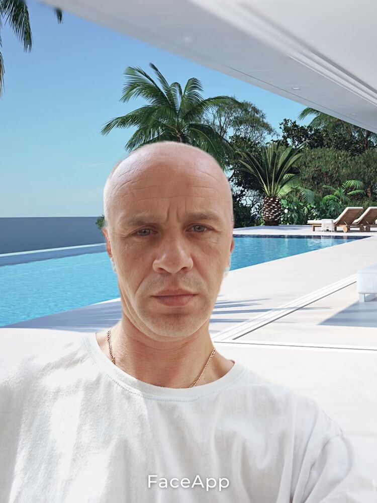 53954830  Vladimir, 42 ,    