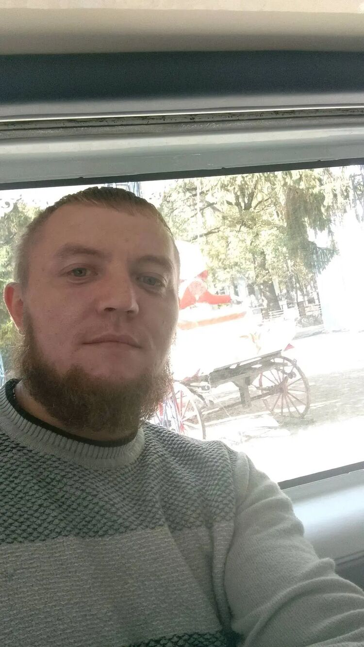  46858240  , 35 ,    