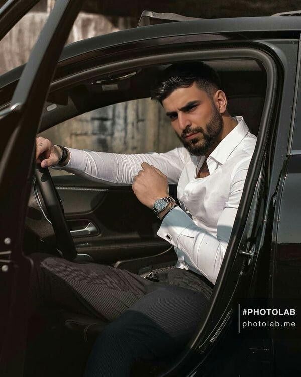  ,   Elyor, 32 ,   ,   