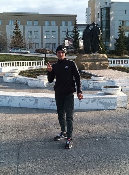  33837320  , 20 ,    
