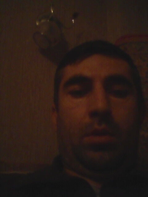  ,   Farid, 44 ,   ,   , c 