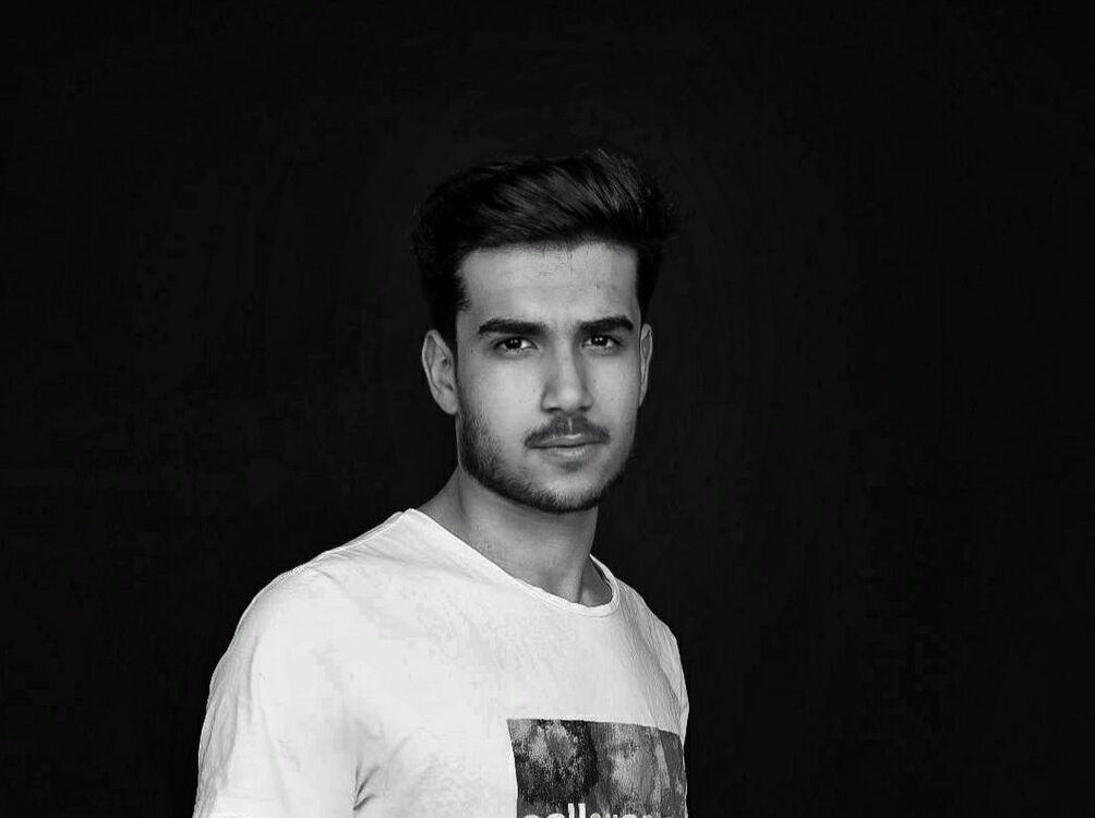  ,   Mehmet, 24 ,   ,   