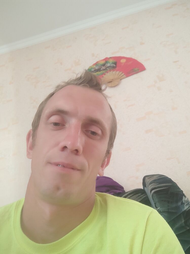  42976030  , 33 ,    