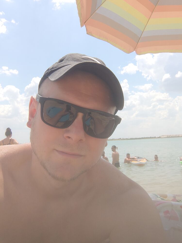  51358810  , 35 ,    --