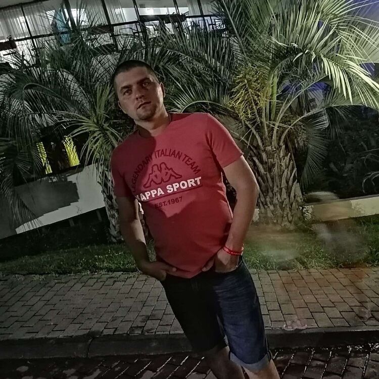  32452770  , 41 ,    