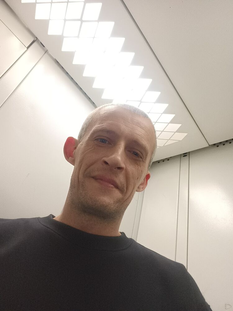  52345960  , 38 ,    