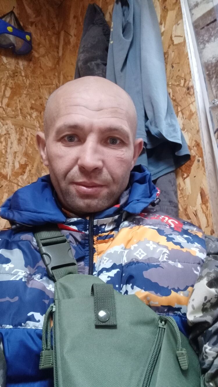  53130490  Sergey, 37 ,    