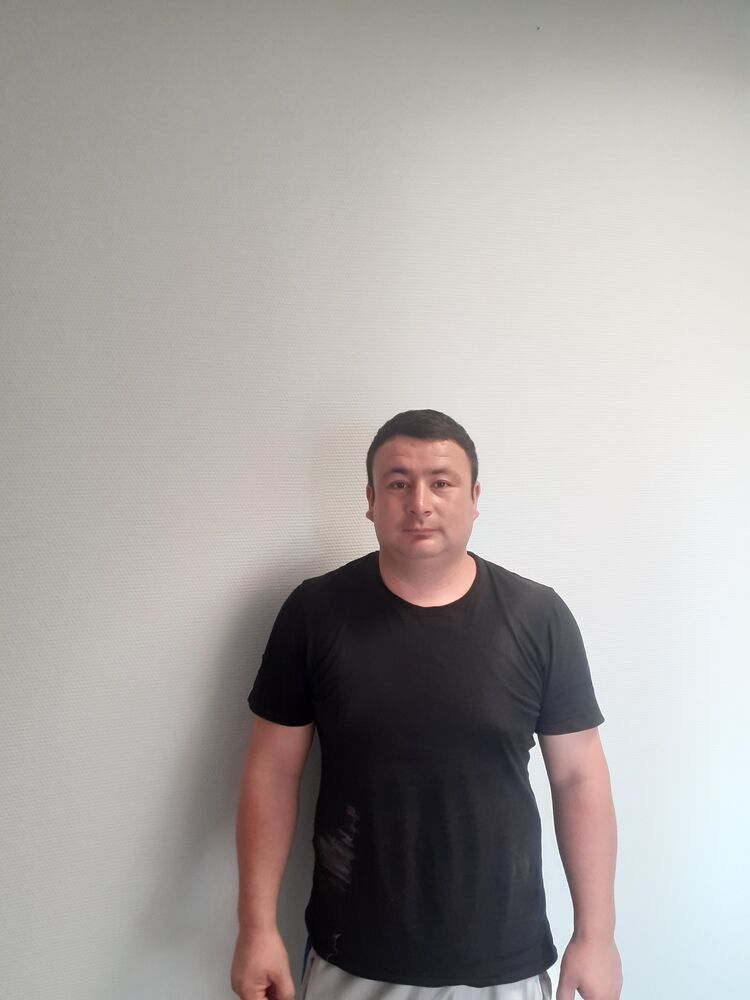  ,   Eldorbek, 33 ,   , c , 