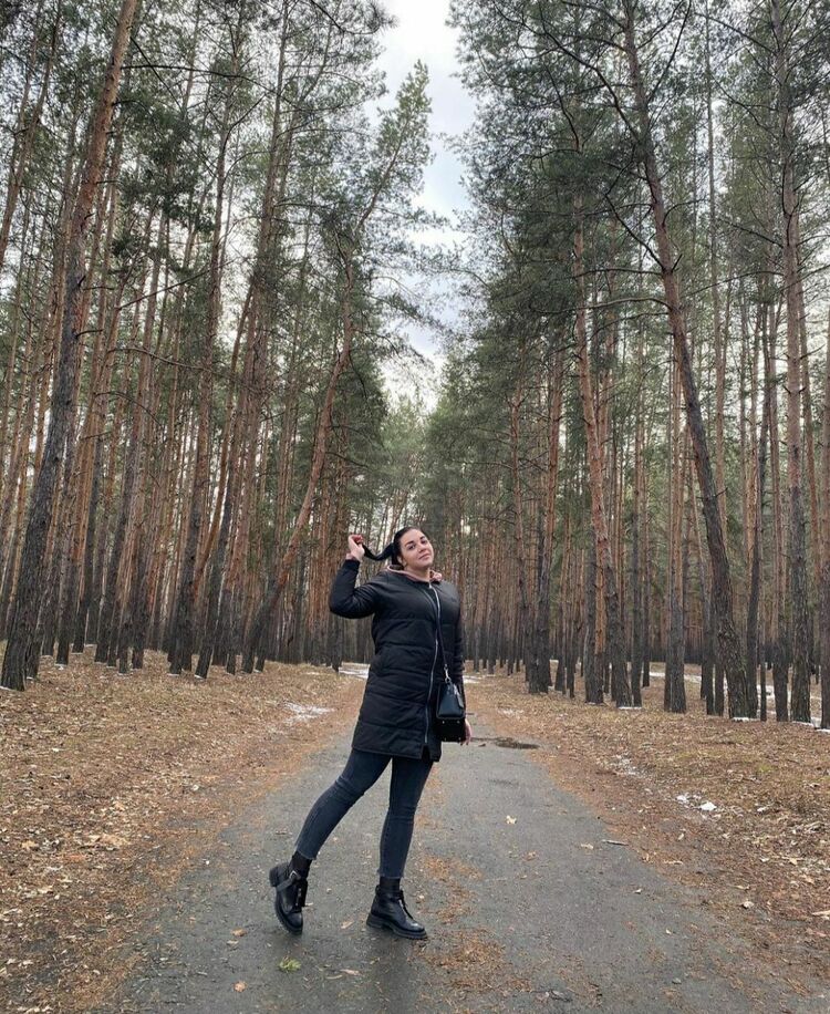  ,   Elena, 29 ,   ,   , c , 