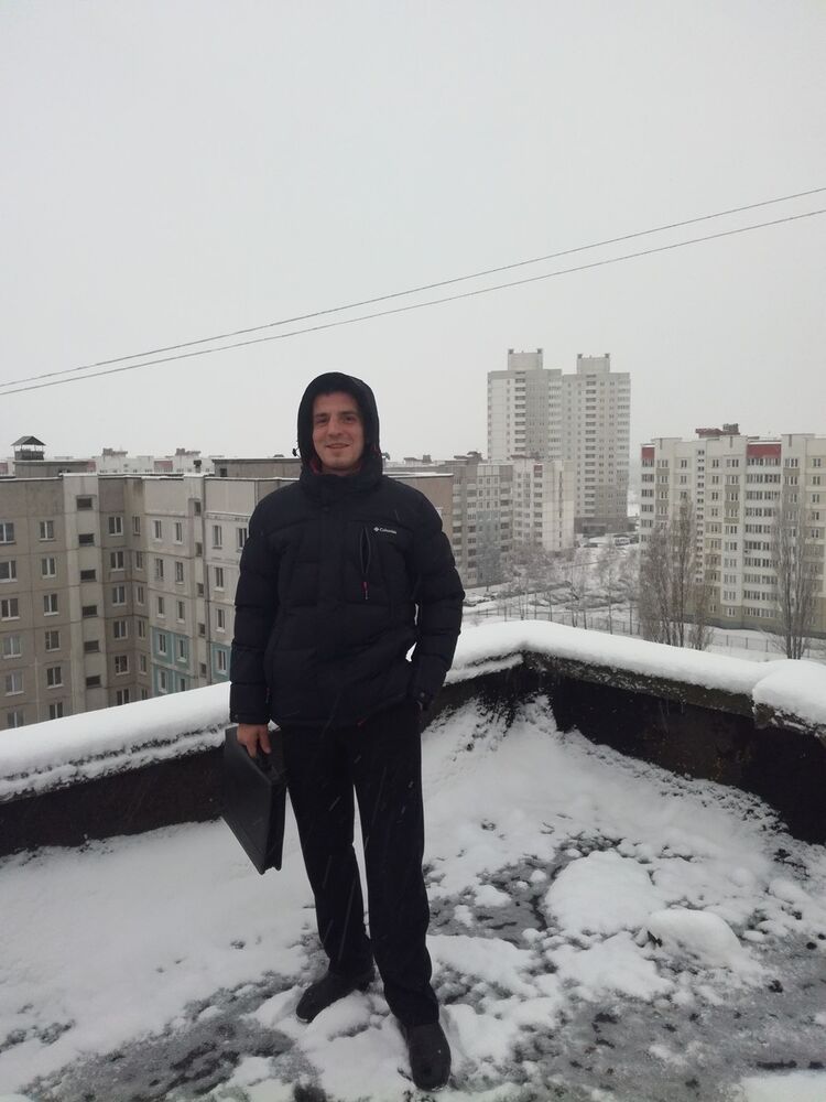  15403730  Pasha, 38 ,    