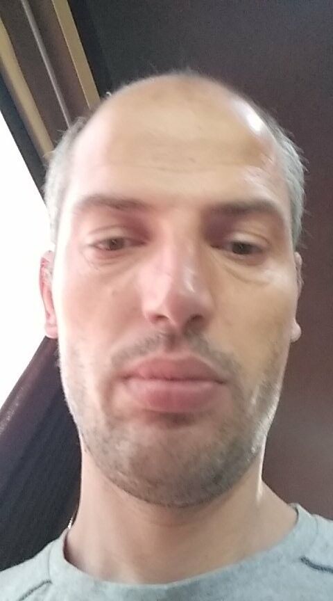  18923730  SERGHEI, 46 ,    