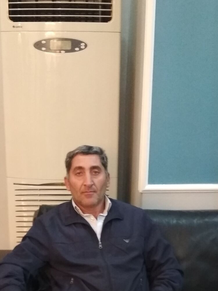  31038110  Namiq, 52 ,    
