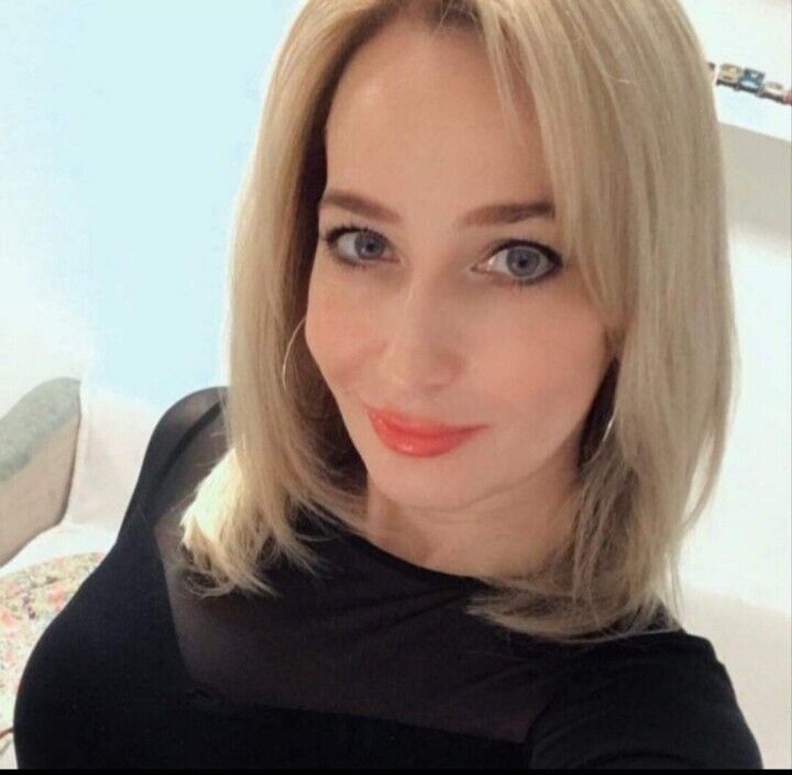  ,   Lina, 40 ,   ,   
