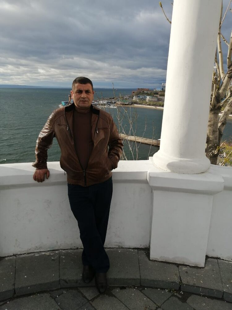  ,   Hayk, 44 ,   ,   