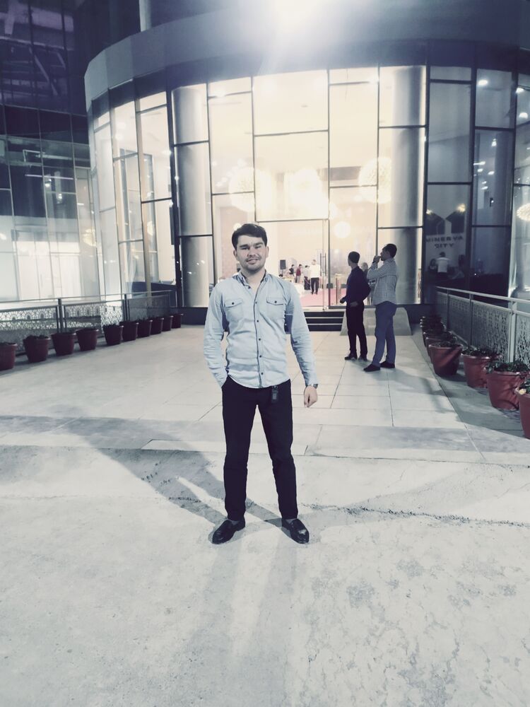  23991430  Jahan, 32 ,    