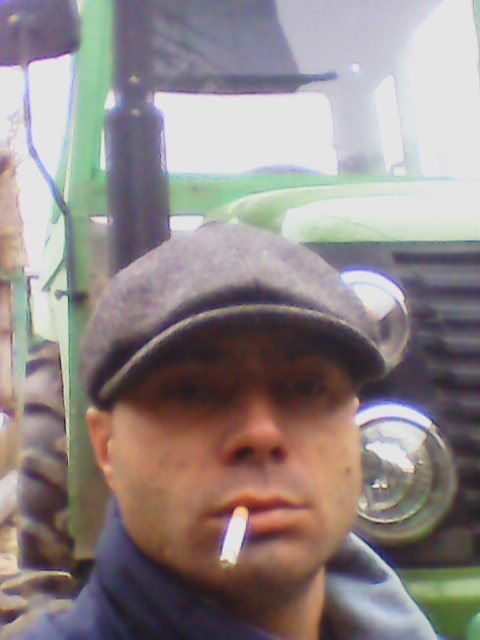  18161970  Dima, 40 ,    