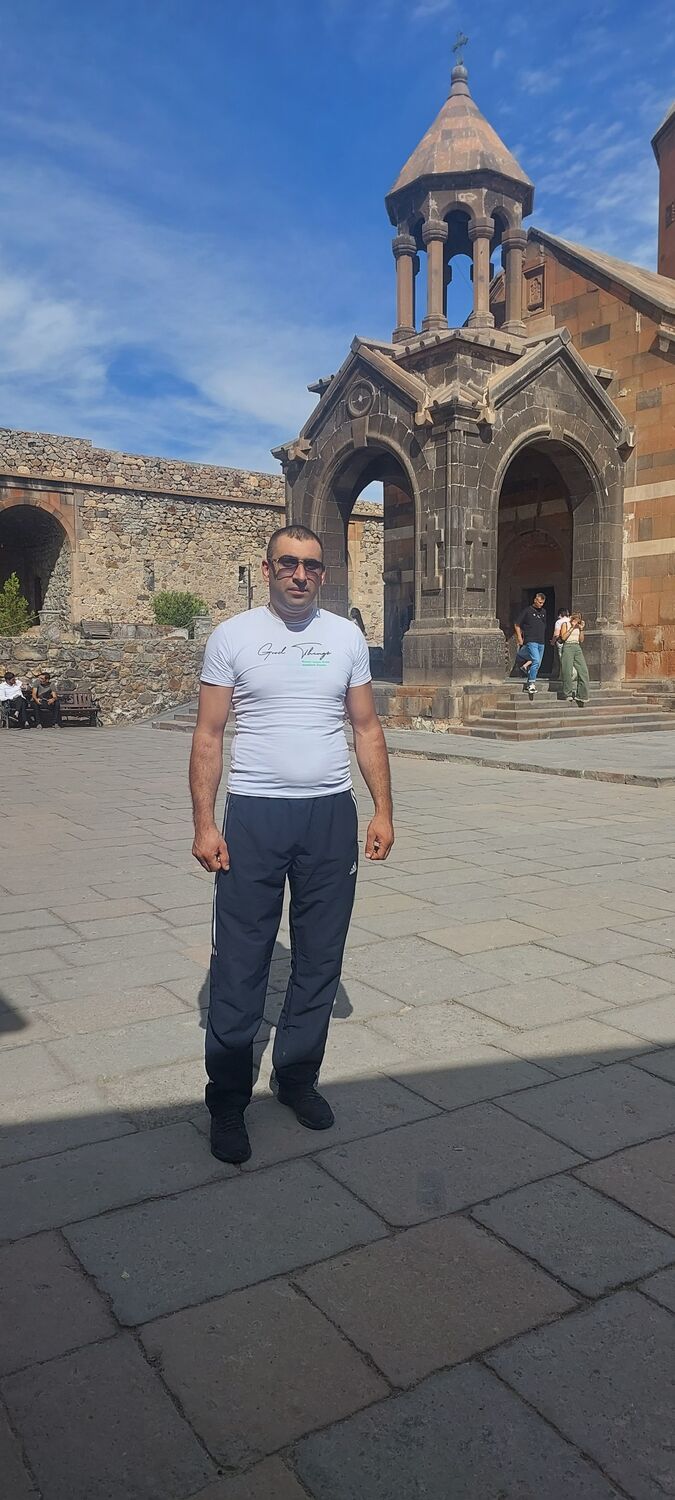  48783450  Arman, 36 ,    