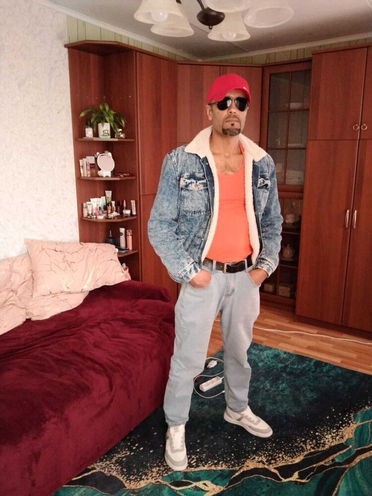  ,   Mustafa, 41 ,   ,   , c , 