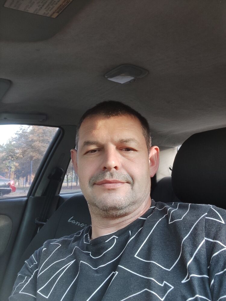  46523780  , 44 ,     
