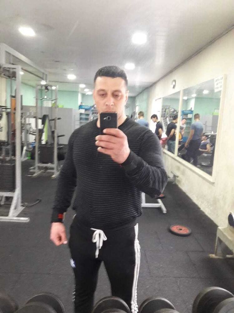  ,   Anar, 37 ,     , c 