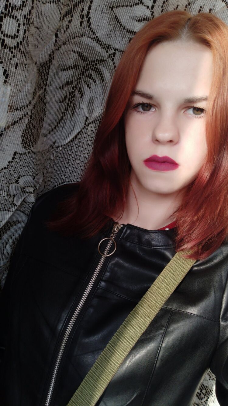  38749640  Anastasia, 23 ,    