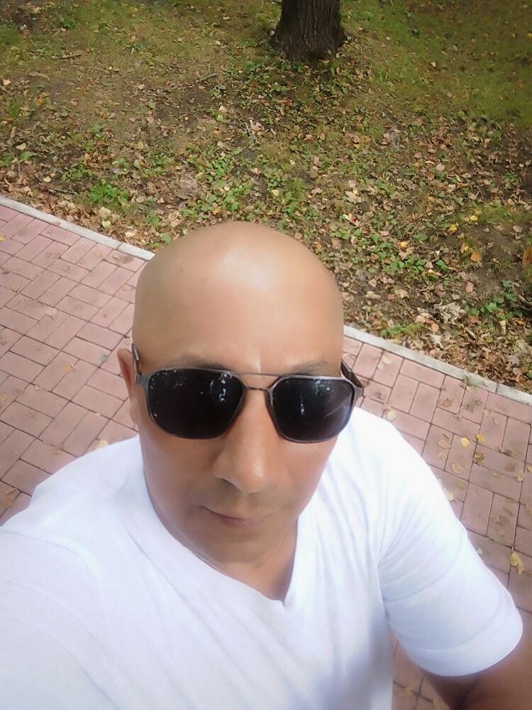  48074430  , 51 ,    