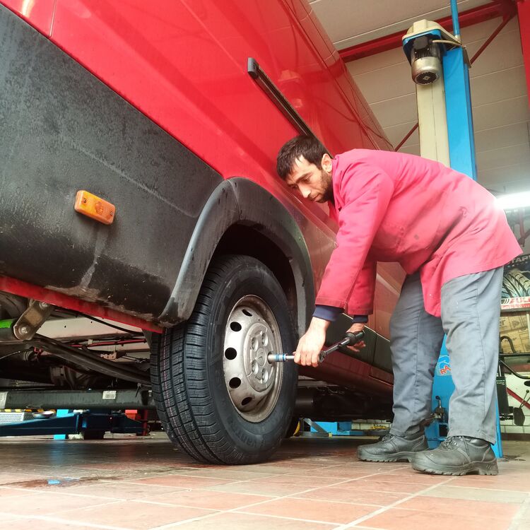  27136850  Jaga, 43 ,    Dortmund