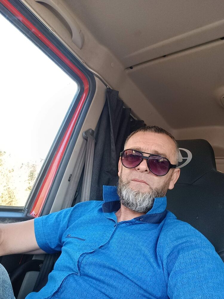  44692280  , 47 ,    