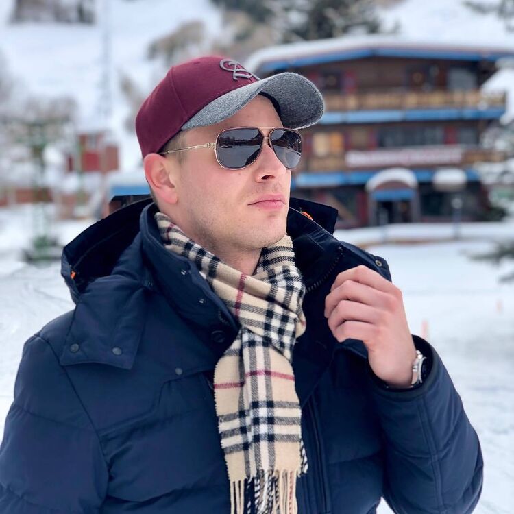 ���� 49594930 ������� �����, 32 ����, ���� ���������� � ������