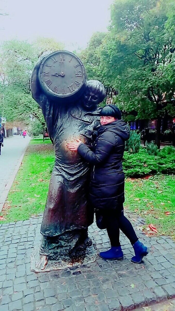  ,   Ludmila, 46 ,     , c 