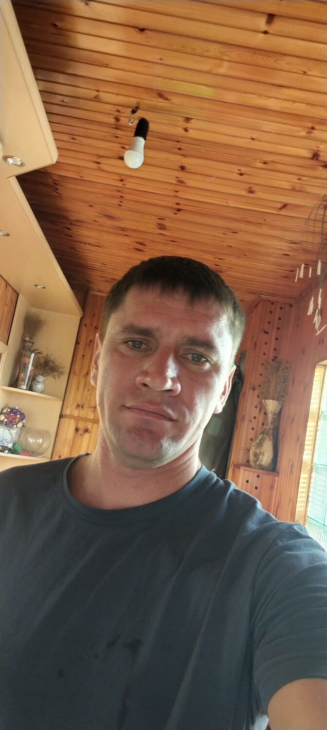  54158390  Ivan, 33 ,    Deleted