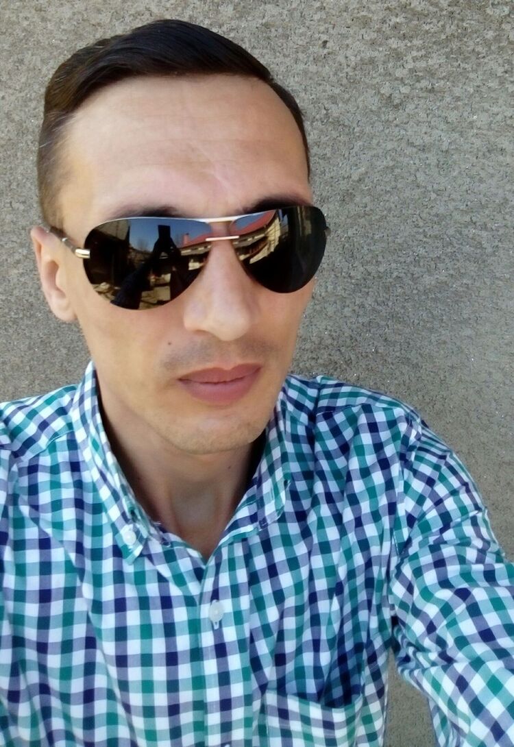  ,   Serghei, 44 ,  