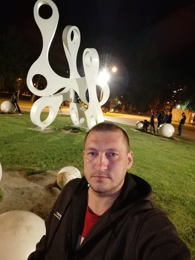  28793360  , 40 ,    