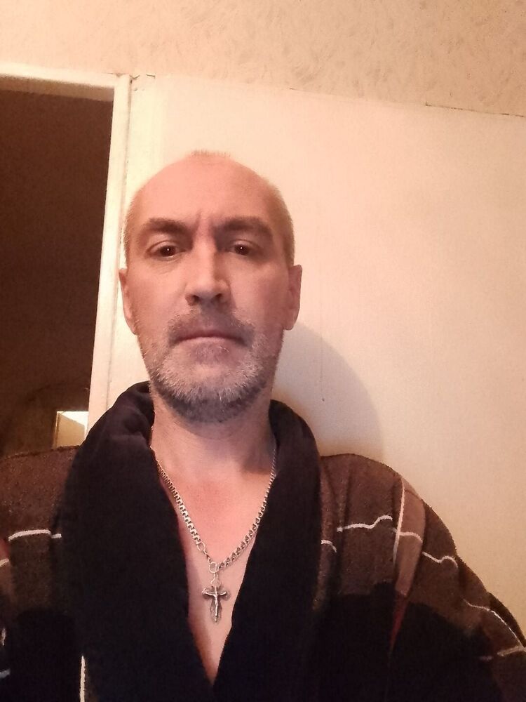  31303690  , 49 ,    
