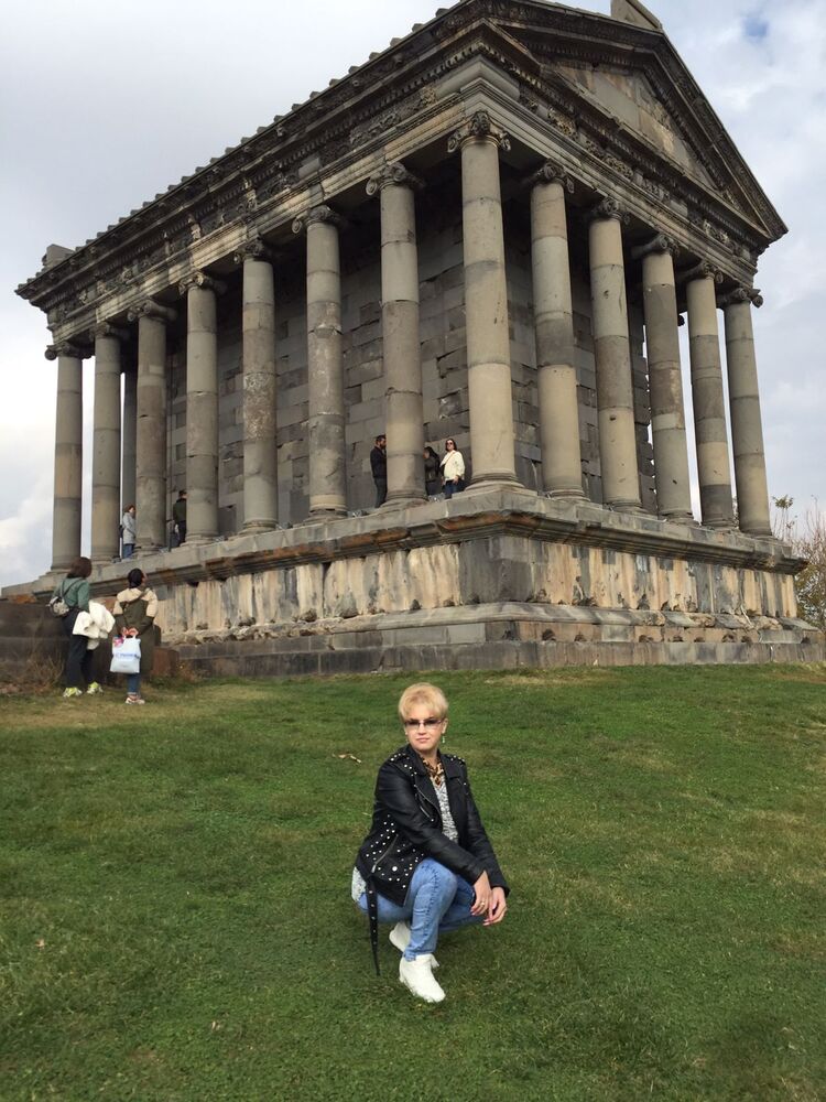  ,   ROKSIK, 46 ,     