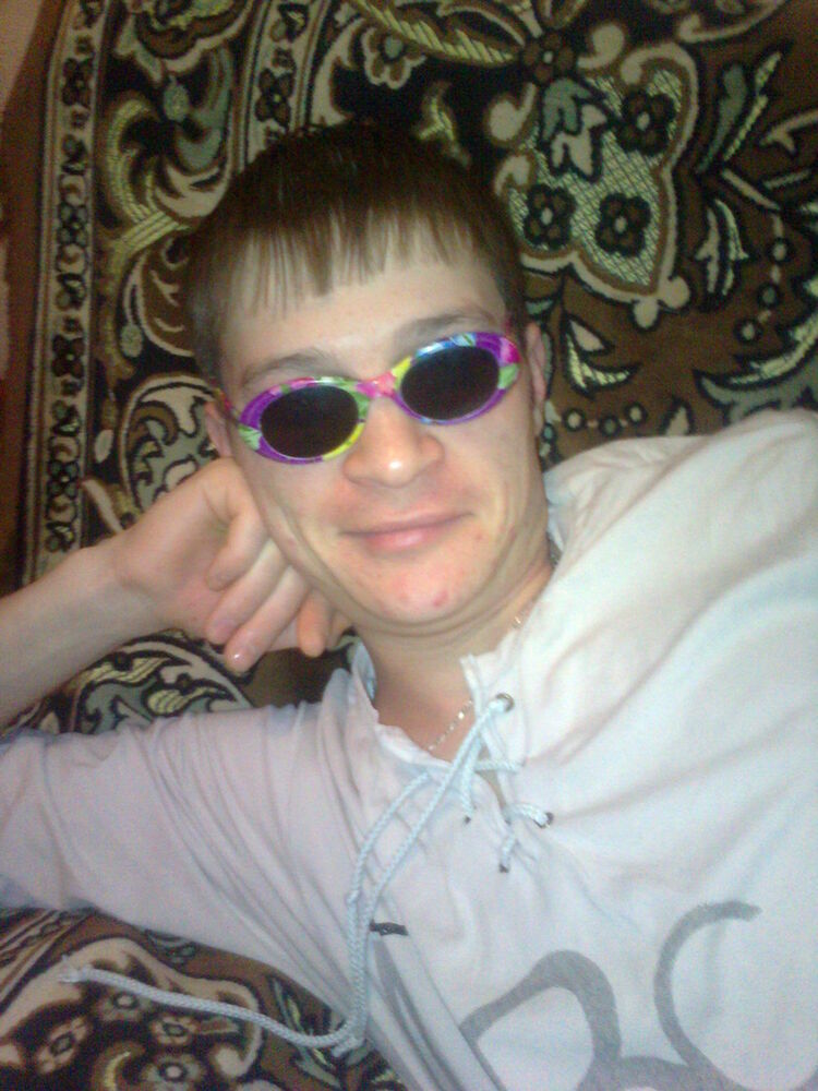  11388500  Aleksei, 38 ,    