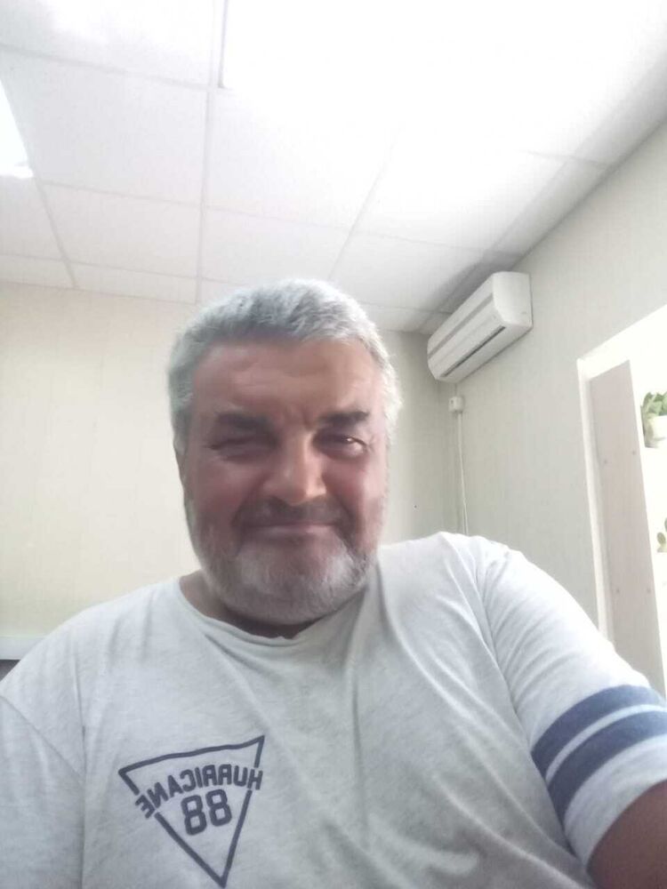  25352760  , 64 ,    