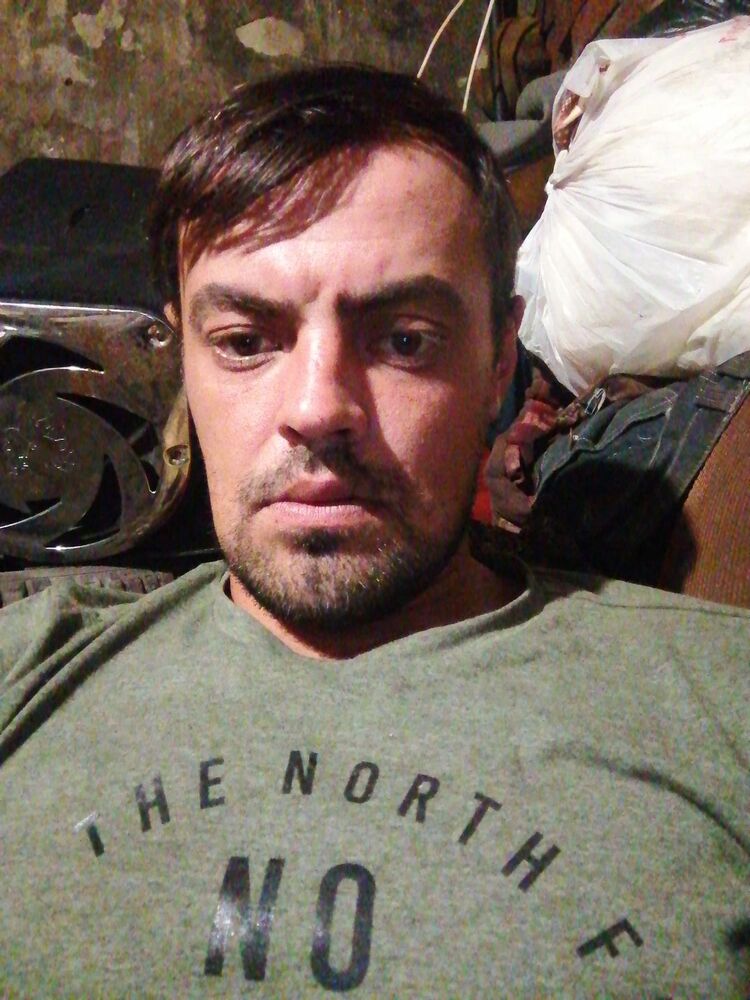  23941070  , 37 ,    