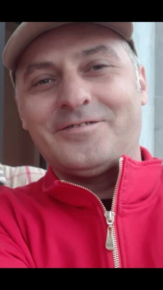  21215360  Samet, 47 ,    