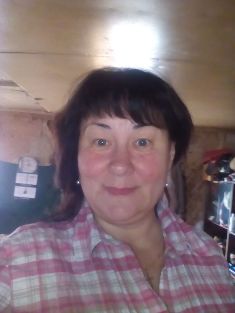  18055350  Lena, 53 ,    