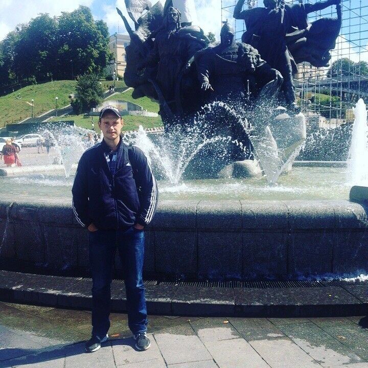  10460340  , 35 ,    
