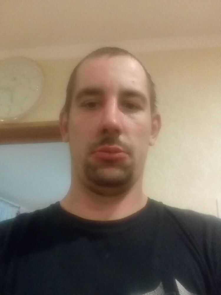 38832260  Edgar, 33 ,    